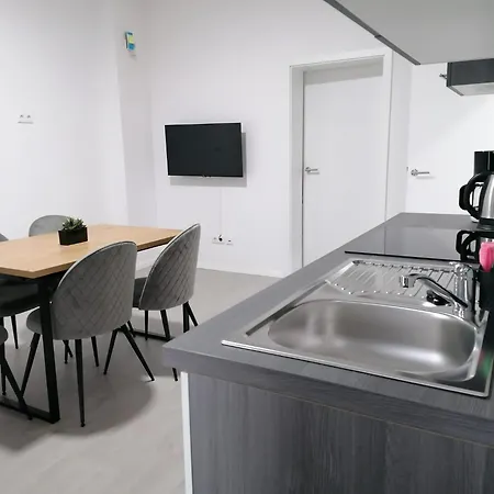 Estrella24 Living Namibia Apartment